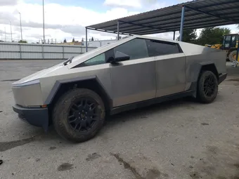 2024 Tesla Cybertruck 7G2CEHEE1RA018520