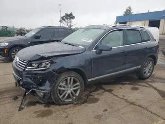 2016 Volkswagen Touareg WVGEF9BPXGD006163