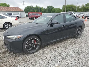 2022 Alfa Romeo Giulia ZARFANBN1N7658959