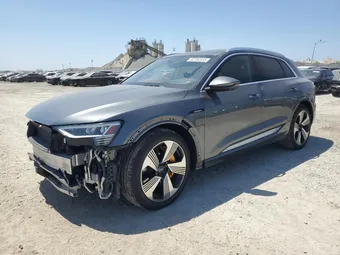 2019 Audi e-tron WA1VAAGE2KB005776