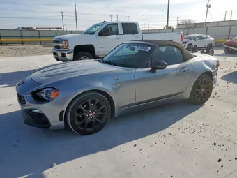 2017 Fiat 124 Spider JC1NFAEK8H0109738