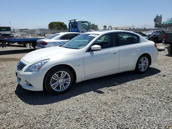 2015 Infiniti Q40 JN1CV6AP8FM500683