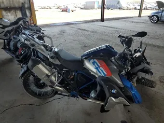 2018 BMW R-Series WB10A6105JZ656770