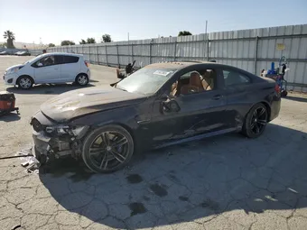 2015 BMW M4 WBS3R9C50FK335084