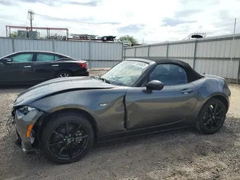 2022 Mazda MX-5 JM1NDAC72N0505683