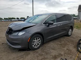 2022 Chrysler Voyager 2C4RC1CG1NR165744