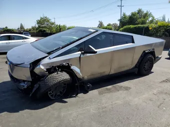 2024 Tesla Cybertruck 7G2CEHED2RA034653