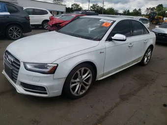 2014 Audi RS4 WAUBGAFL9EA070820