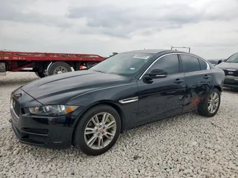 2018 Jaguar XE SAJAD4FX0JCP32957