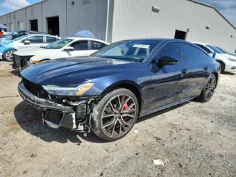 2021 Audi S7 WAUSFBF28MN077037