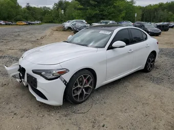 2019 Alfa Romeo Giulia ZARFANAN6K7607194