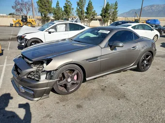 2016 Mercedes-Benz SLK-Class WDDPK3JA5GF120939