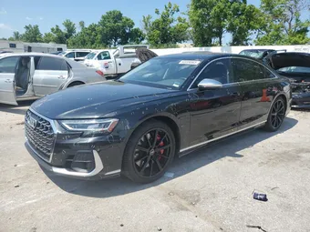 2022 Audi S8 WAULSAF8XNN001626