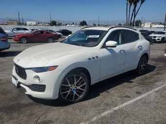 2017 Maserati Levante ZN661YUS0HX220189