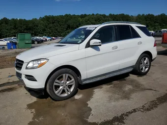 2015 Mercedes-Benz M-Class 4JGDA5JBXFA502329