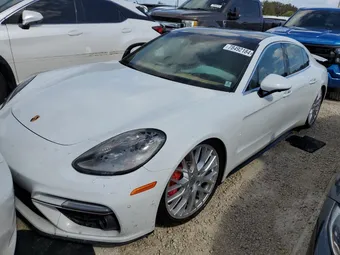 2017 Porsche Panamera WP0AF2A75HL153218
