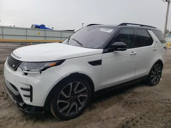 2017 Land Rover Discovery SALRHBBV1HA037075