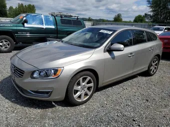 2015 Volvo V60 YV1612SJ2F1223128