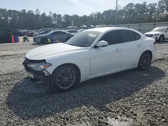 2019 Alfa Romeo Giulia ZARFAMAN5K7599504