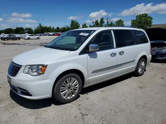 2016 Chrysler Town & Country 2C4RC1JG8GR127966