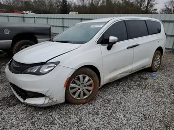 2020 Chrysler Voyager 2C4RC1AG2LR237728