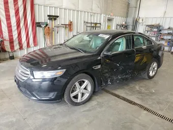 2017 Ford Taurus 1FAHP2D86HG105323