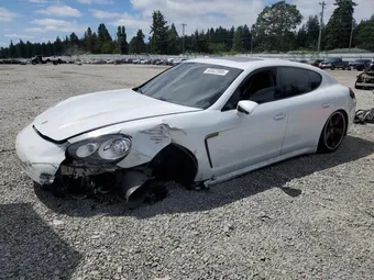 2016 Porsche Panamera WP0AA2A75GL007124