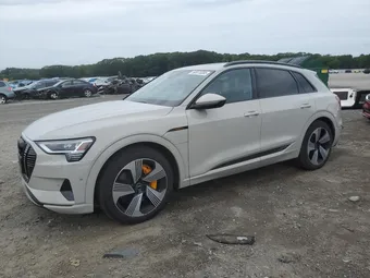 2022 Audi e-tron WA1LAAGE5NB009526