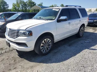 2015 Lincoln Navigator 5LMJJ2HT2FEJ12640