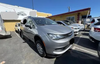 2021 Chrysler Voyager 2C4RC1DG8MR555933