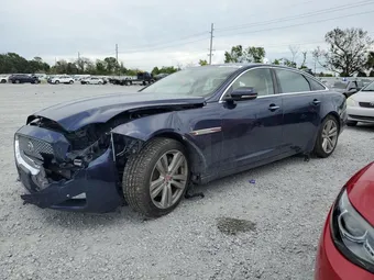 2016 Jaguar XJ SAJWJ2GDXG8W00632