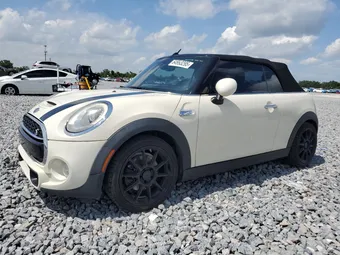 2016 Mini Convertible WMWWG9C57G3A91827