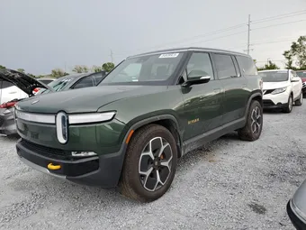 2023 Rivian R1S 7PDSGABA8PN022480