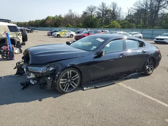 2023 BMW 8ER WBAGV4C05PCL05034