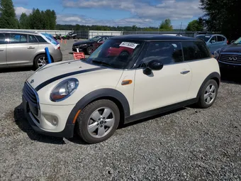 2018 Mini Cooper WMWXP5C57J3D01976