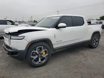 2023 Rivian R1T 7FCTGAAA6PN023621