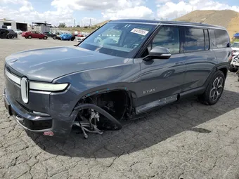 2024 Rivian R1S 7PDSGBBA8RN044665