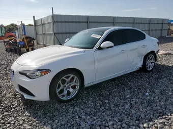 2021 Alfa Romeo Giulia ZARFAMBN4M7647771