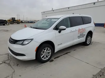 2022 Chrysler Voyager 2C4RC1CG6NR204280