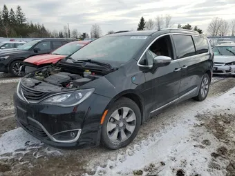 2017 Chrysler Pacifica Hybrid 2C4RC1N75HR730613