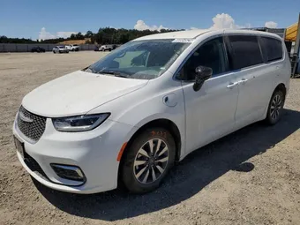 2024 Chrysler Pacifica Hybrid 2C4RC1S78RR127208