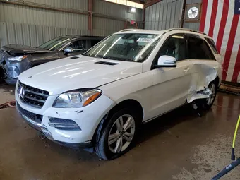 2015 Mercedes-Benz M-Class 4JGDA5HB8FA582087