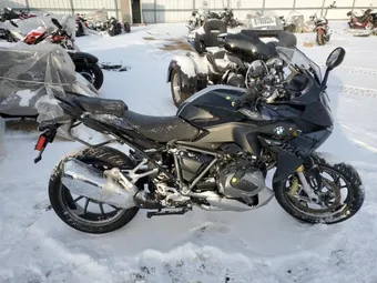 2023 BMW R-Series WB10M830XP6G87557