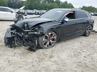 2022 Audi RS Q8 WU1ARBF11ND013137