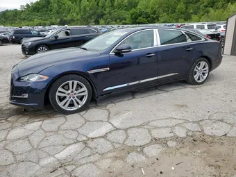 2018 Jaguar XJ SAJWA2G78J8W14093