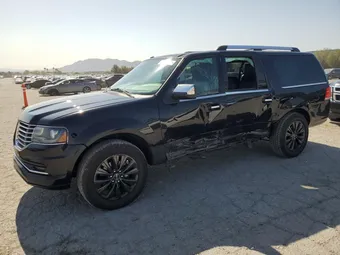 2017 Lincoln Navigator 5LMJJ3JT2HEL04577