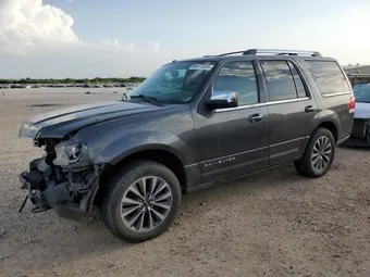 2017 Lincoln Navigator 5LMJJ2HT4HEL13670