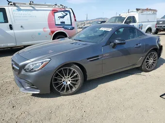 2017 Mercedes-Benz SLC-Class WDDPK3JA4HF136955