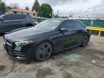 2022 Mercedes-Benz A-Class W1K3G4FB6NJ372619