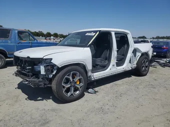 2022 Rivian R1T 7FCTGAAAXNN013106